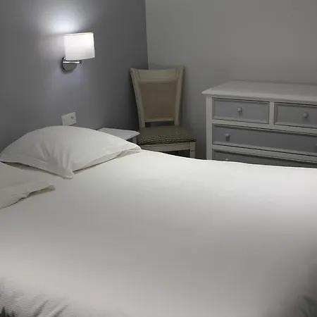 Appartement Vue Mer Au Jardin De La Comtesse Saint-Quay-Portrieux Esterno foto